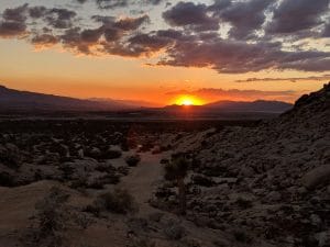 happy-trails-rental-mojave-desert-johnson-valley-sunset-trail