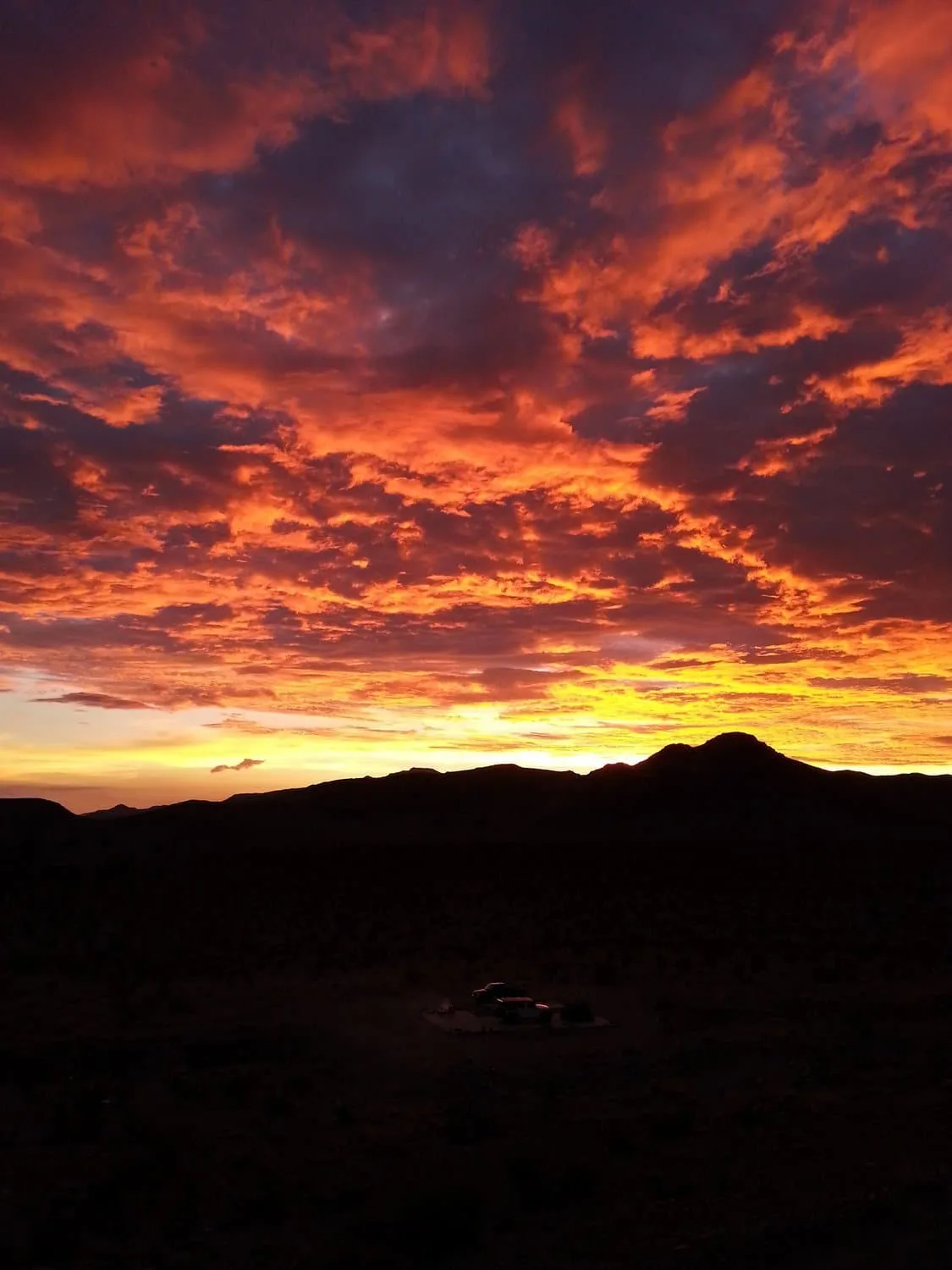 happy-trails-rental-sunset-lucerne-valley-johnson-valley